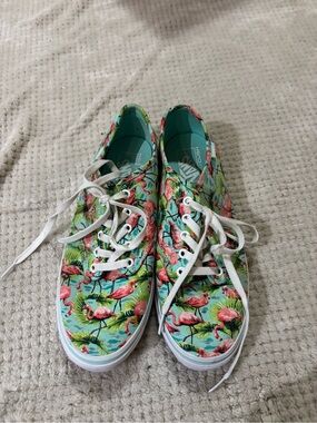 Vans Flamingo Print Comfy Sneakers EUC Size 11 - Tropical,beach,vacation